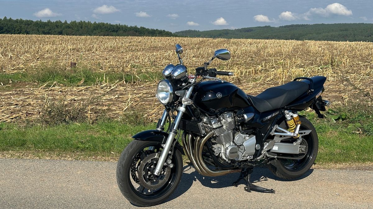 Máme skvělý tip na investiční motorku: Nádherný velký japonský vzducháč pořád pořídíte za dobrý peníz